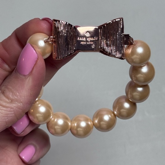 Kate Spade ♠️ All Wrapped Up In Pearls Large Bracelet - Picture 11 of 16